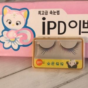 NIP Funky Slant Flair Eyelashes Black Blue Purple